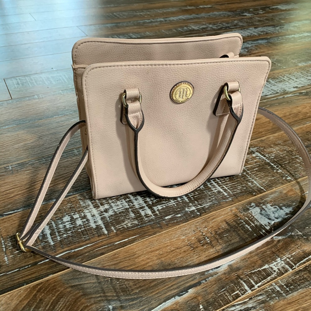 Tommy Hilfiger purse